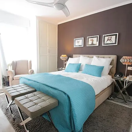 Villa Atalaya Sleeps 8 Pool Air Con Wifi Estepona